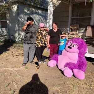 Meet your Posher, Holly